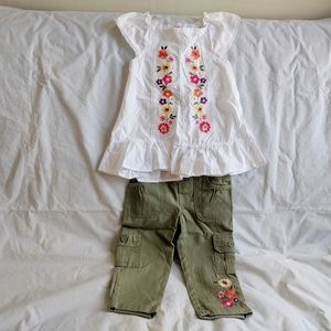 NWOT girl 2 piece set with Embroidered size 5